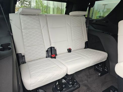 New 2026 Cadillac Escalade Platinum Sport AWD/4WD image 13