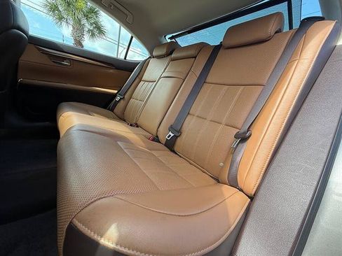 Used 2017 Lexus ES 350 FWD image 13
