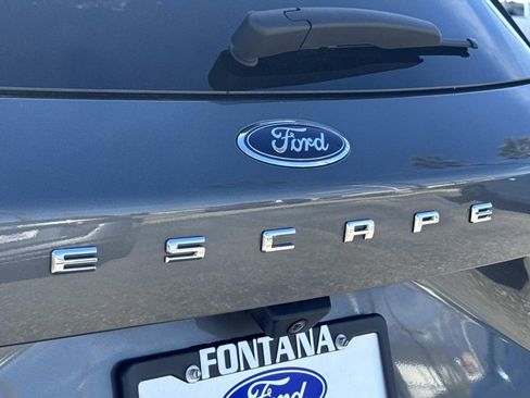 Certified 2022 Ford Escape SE image 26