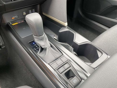 Used 2026 Toyota Camry LE FWD image 24