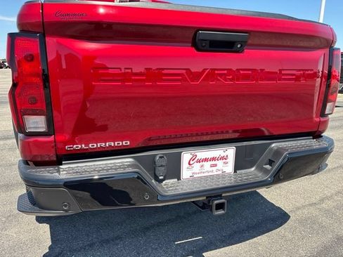 Used 2026 Chevrolet Colorado Trail Boss AWD/4WD image 12