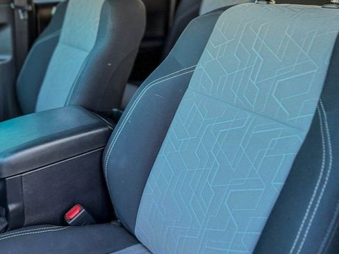 Used 2023 Toyota Tacoma TRD Sport w/ Black Out Package (TMS) image 9