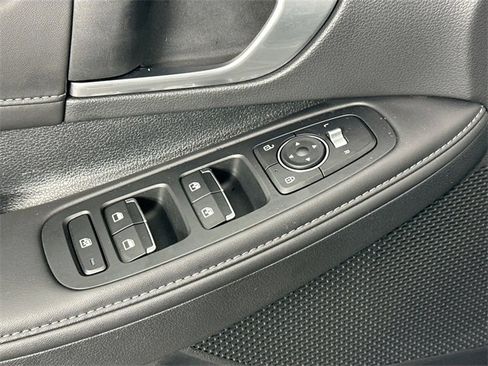 Used 2022 Hyundai Sonata Limited w/ Cargo Package image 23