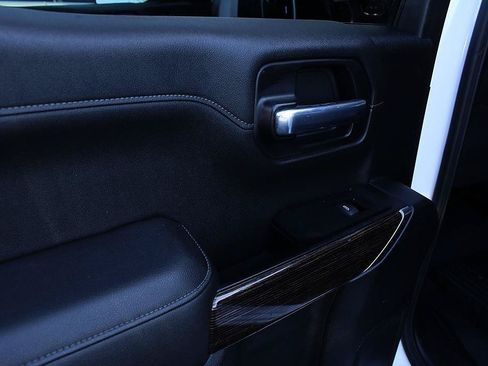 Used 2019 GMC Sierra 1500 SLE w/ SLE Convenience Package AWD/4WD image 15