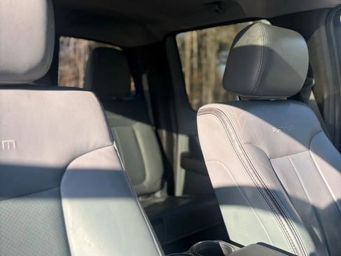 Used 2012 Ford F150 Platinum image 23