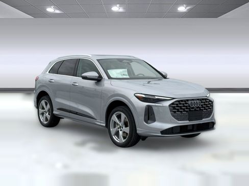 New 2026 Audi Q5 Premium AWD/4WD image 7