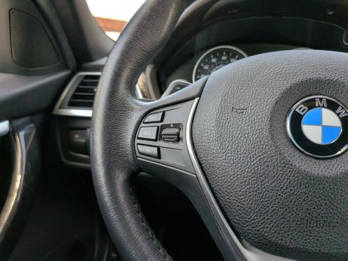Used 2018 BMW 330i xDrive Sedan w/ Premium Package AWD/4WD image 22