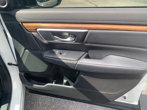 Used 2018 Honda CR-V EX-L image 19