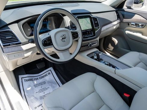 Used 2024 Volvo XC90 T8 Plus w/ Protection Package Premier AWD/4WD image 15