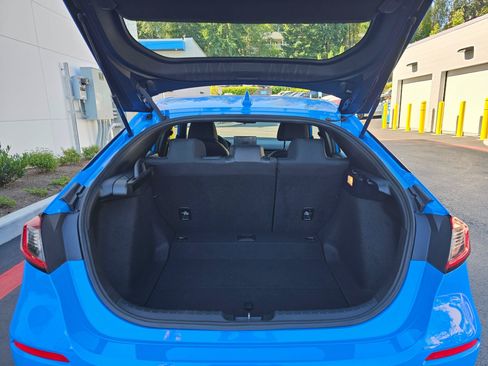 Used 2023 Honda Civic Sport image 17
