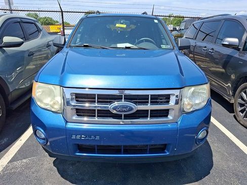 Used 2010 Ford Escape XLT FWD image 2