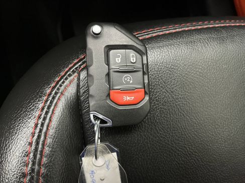 Used 2020 Jeep Wrangler Unlimited Rubicon image 28