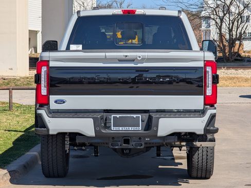 New 2026 Ford F250 Platinum AWD/4WD image 5