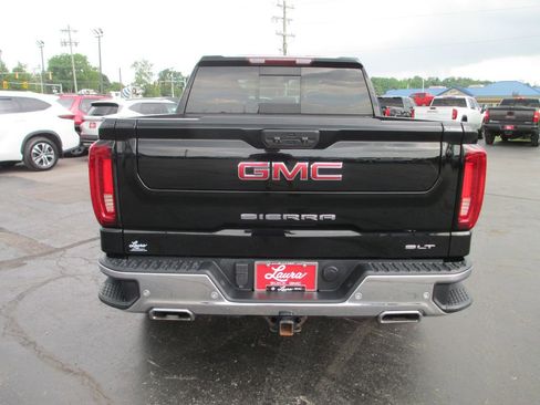 Used 2022 GMC Sierra 1500 SLT w/ SLT Premium Plus Package AWD/4WD image 7