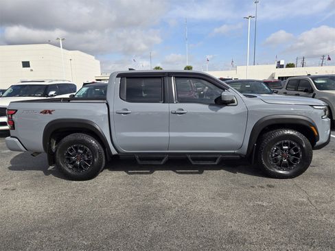 Used 2023 Nissan Frontier PRO-4X w/ Pro-4X Premium Package image 4