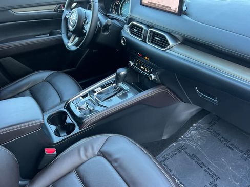 Used 2024 MAZDA CX-5 Signature image 17