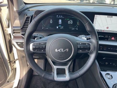 Certified 2023 Kia Sportage EX AWD/4WD image 16