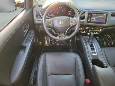 Used 2021 Honda HR-V EX-L image 9