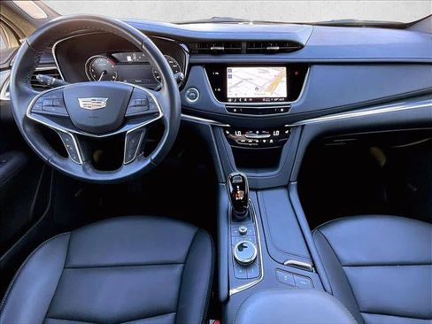Used 2024 Cadillac XT5 Premium Luxury image 16