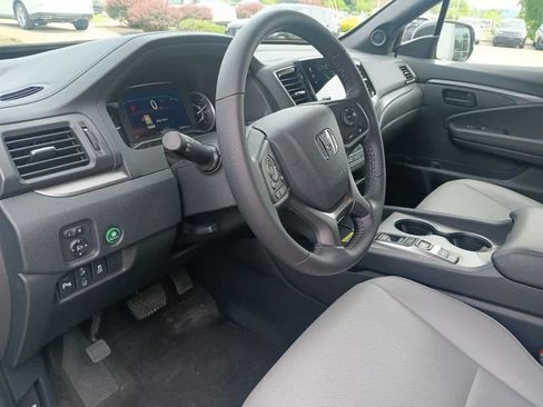 Used 2024 Honda Passport EX-L image 19