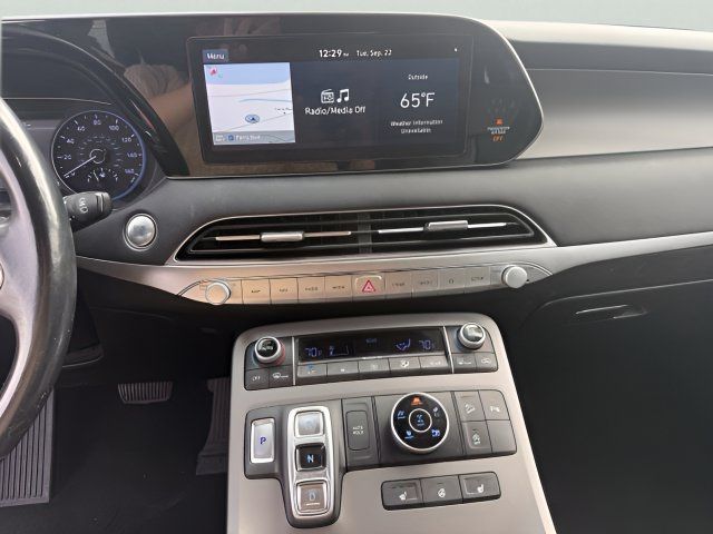 Used 2021 Hyundai Palisade SEL w/ Premium Package AWD/4WD image 19