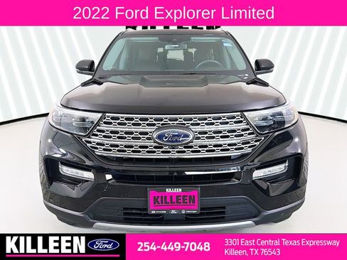 Used 2022 Ford Explorer Limited w/ Equipment Group 301A image 2