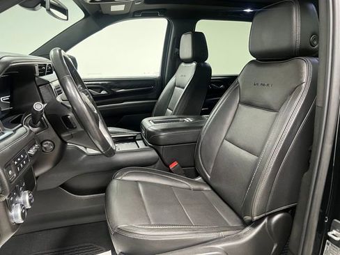 Used 2022 GMC Yukon XL Denali AWD/4WD image 22