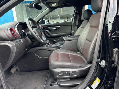 Used 2025 Chevrolet Blazer RS image 10