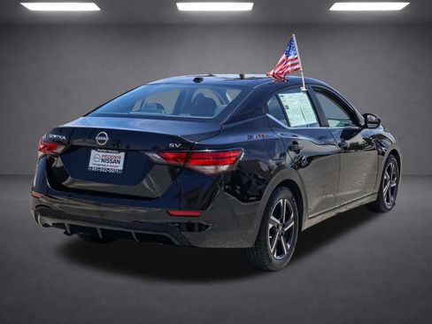 Used 2024 Nissan Sentra SV FWD image 4