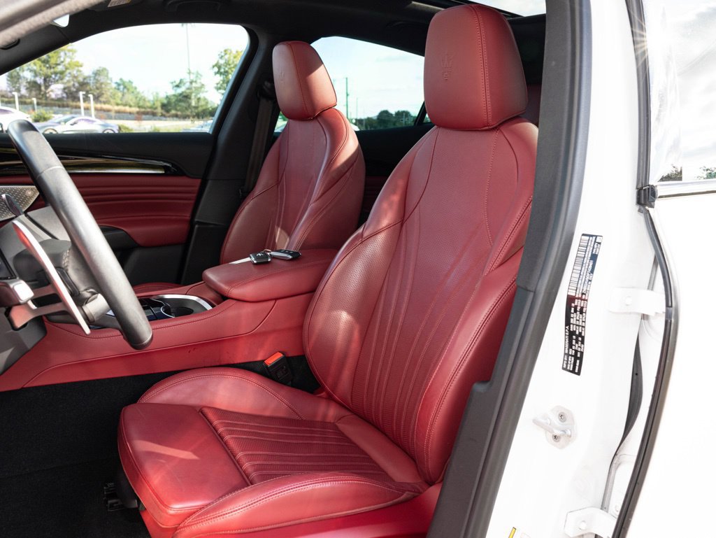Used 2023 Maserati Grecale Modena AWD/4WD image 25