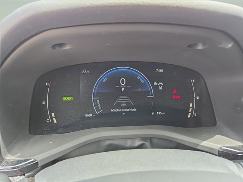 Used 2025 Toyota Camry SE FWD image 19