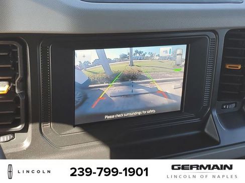 Used 2023 Ford Bronco Badlands image 26