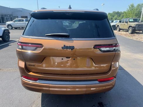 New 2026 Jeep Grand Cherokee L Limited AWD/4WD image 5