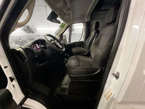 Used 2023 RAM ProMaster 2500 FWD image 15