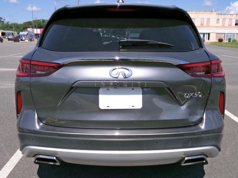 Used 2021 INFINITI QX50 Luxe FWD image 4