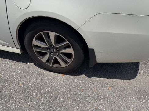 Used 2015 Honda Odyssey Touring image 8
