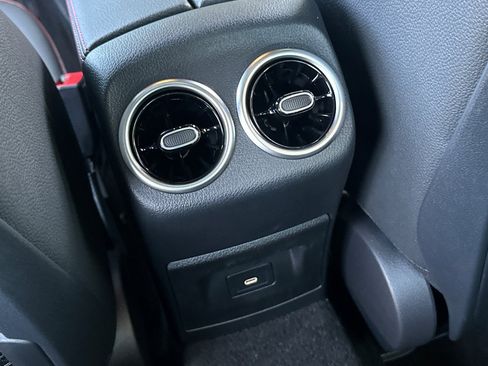 New 2025 Mercedes-Benz CLA 35 AMG 4MATIC image 23