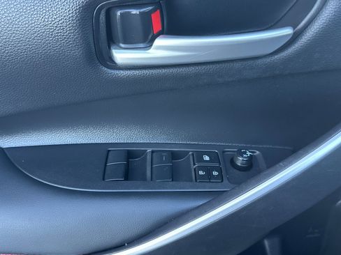 Used 2025 Toyota Corolla SE image 13