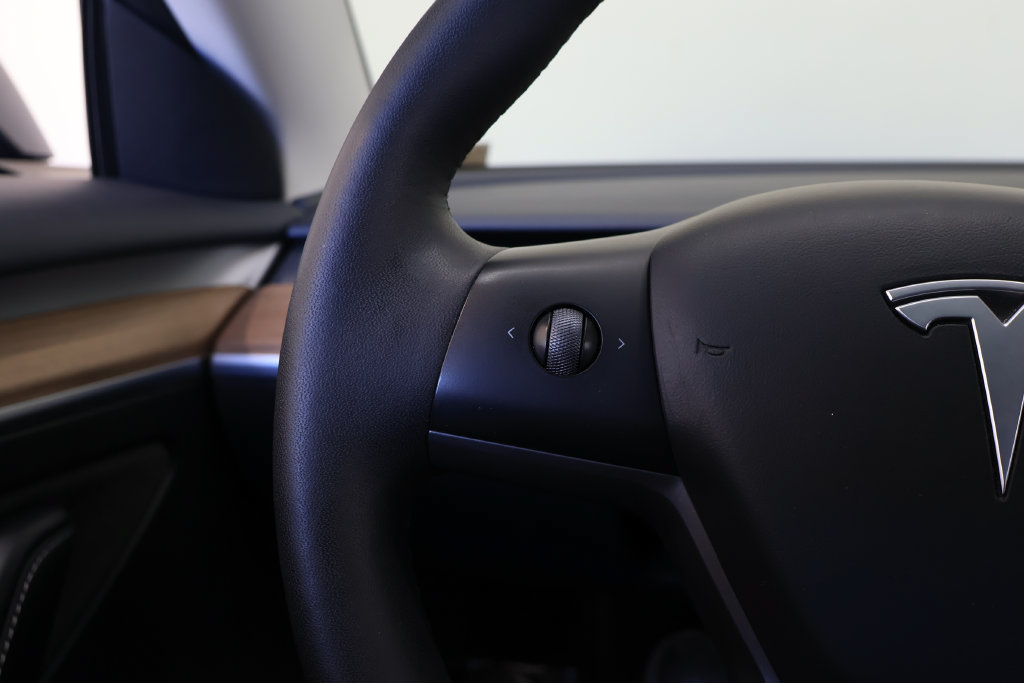 Used 2023 Tesla Model 3 Performance AWD/4WD image 24