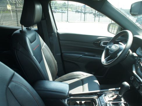Used 2025 Jeep Compass Trailhawk AWD/4WD image 4