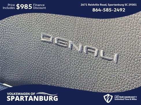 Used 2022 GMC Yukon XL Denali w/ Denali Premium Package image 17