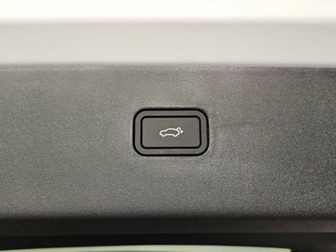 New 2026 Volvo EX30 Plus w/ Protection Package Premier AWD/4WD image 39