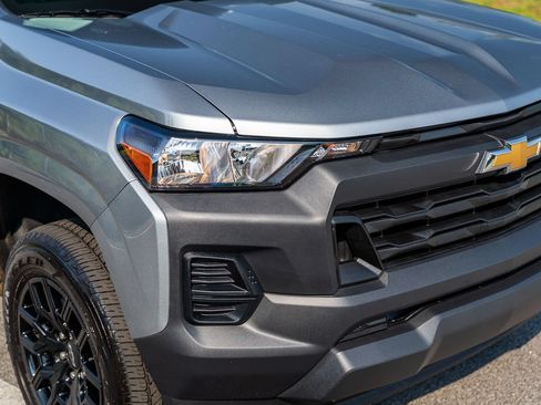 Used 2026 Chevrolet Colorado W/T w/ WT Custom Package RWD image 10
