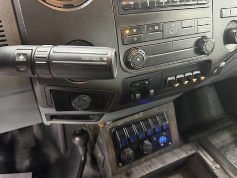 Used 2016 Ford F350 XL w/ Power Equipment Group image 62