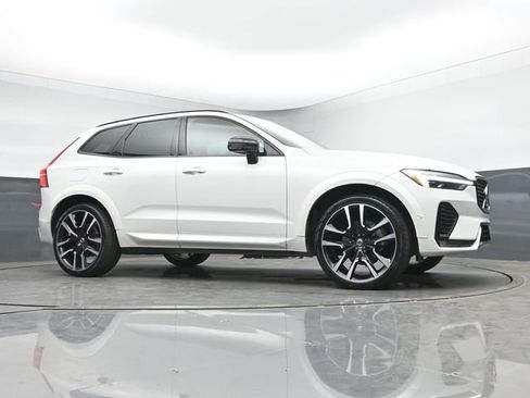 Used 2024 Volvo XC60 B5 Ultimate AWD/4WD image 38