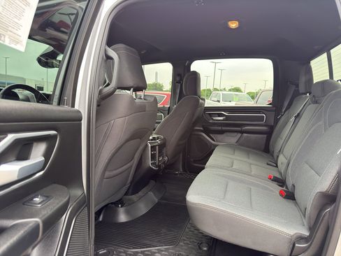 Used 2022 RAM 1500 Big Horn AWD/4WD image 30