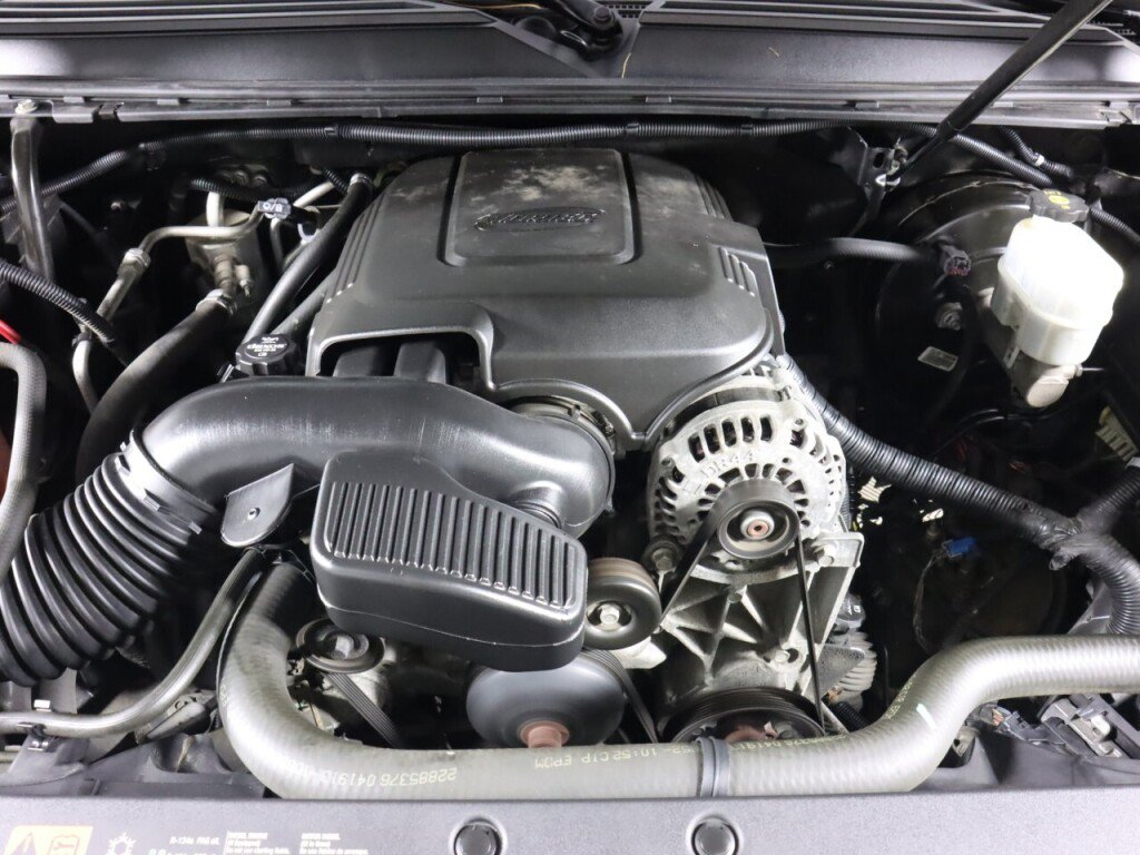 Used 2013 GMC Yukon XL Denali RWD image 46