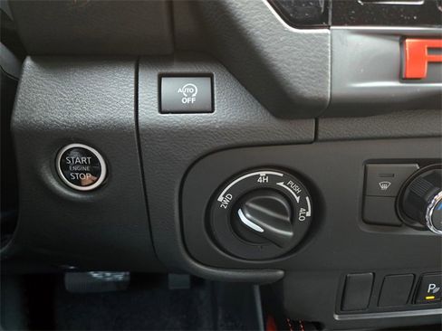New 2025 Nissan Frontier PRO-4X w/ Pro Premium Package image 21