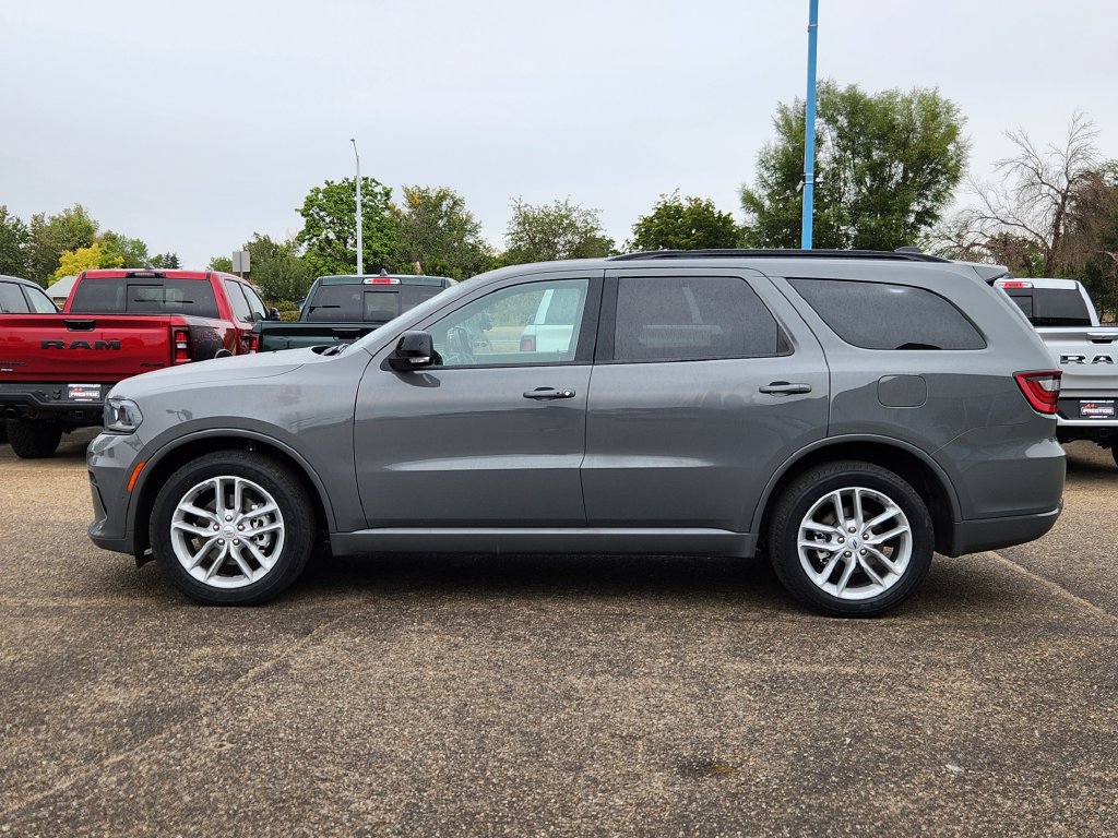Used 2025 Dodge Durango GT AWD/4WD image 2
