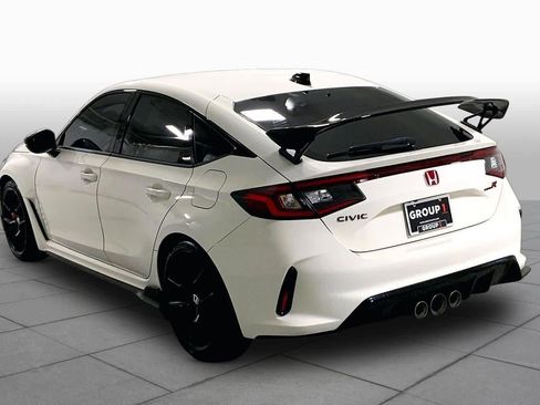 Used 2025 Honda Civic Type R image 11